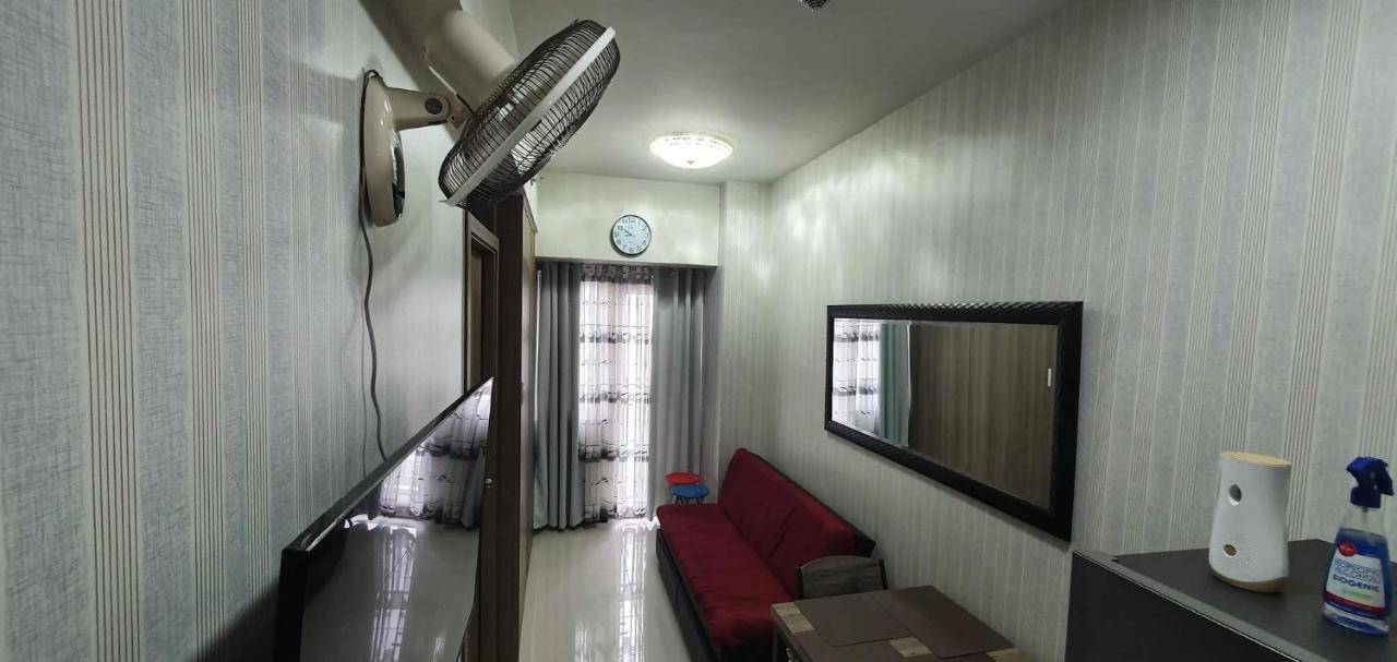 Schoenes Apartment Mit Pool-Nutzung 마닐라 외부 사진